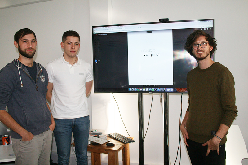 photo of the team 1